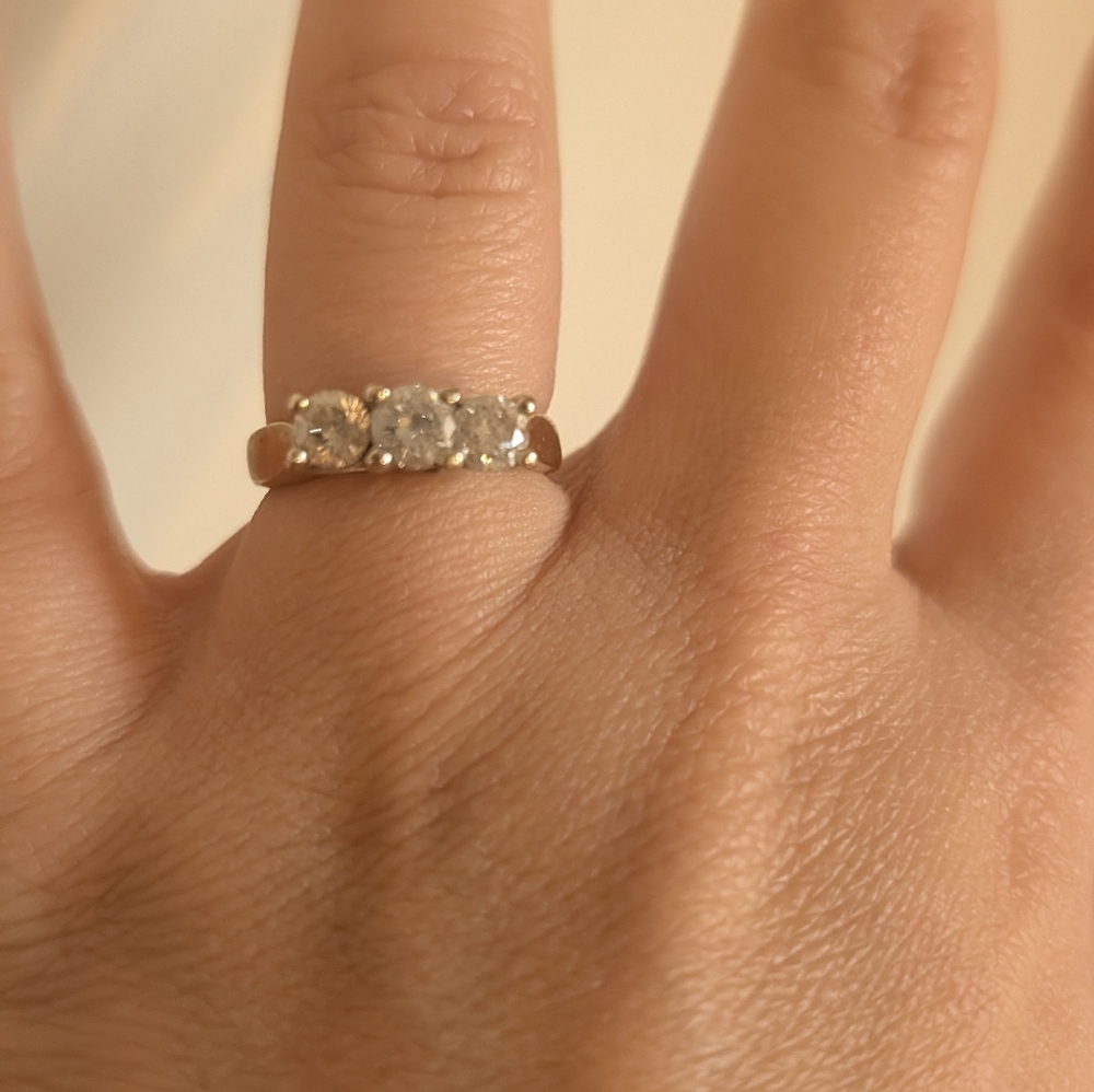 Natural Diamond Engagement Ring